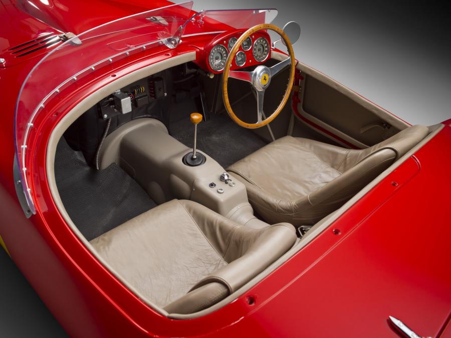 Ferrari 375 MM Spyder (0364AM) 1953 года  (фото 34 из 37)